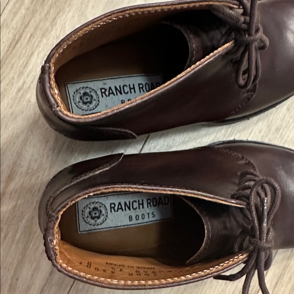 NWOB RANCH ROAD LEATHER ANKLE BOOTS
Starr Brown 7.5 - Picture 9 of 10